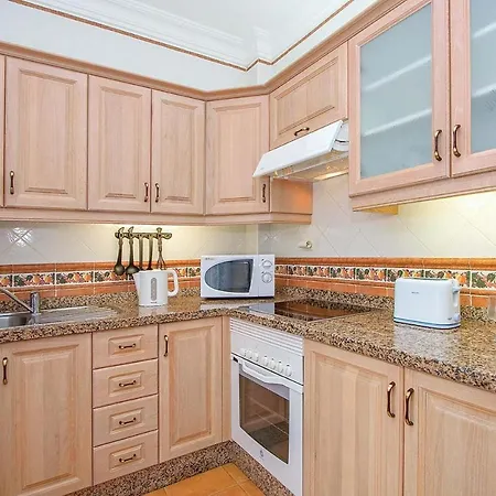 Playa Blanca Sleeps 4 Wifi *