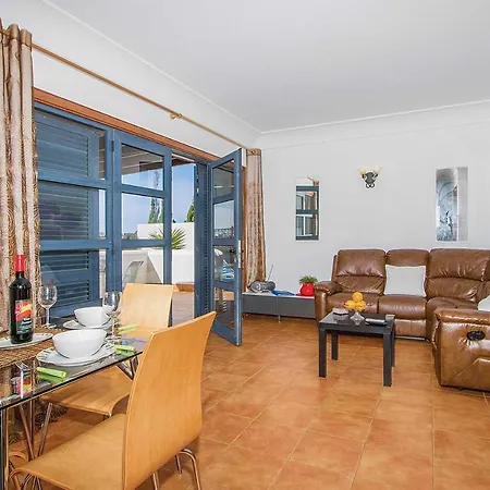 Playa Blanca Sleeps 4 Wifi Villa Playa Blanca (Lanzarote)